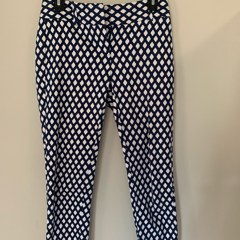 White and navy ankle cropped dress pants